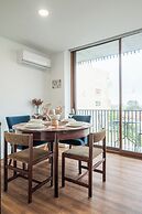 Liiiving - Warm Vintage Apartment