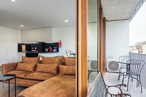 Liiiving - Warm Vintage Apartment