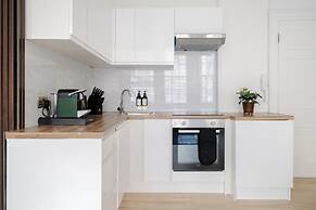 Elegant Mayfair Studio Apartment