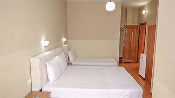 Dolanit Hotels Vila e Drurit