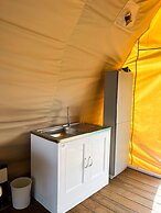 Floating Home in Reef Resort Unit 9