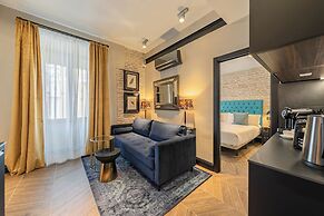 Casa 1862 Heritage Suites by Stay Unique