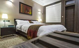 Exclusive Sweet Green Rendezvous Hotel