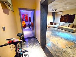 Exclusive Sweet Green Rendezvous Hotel