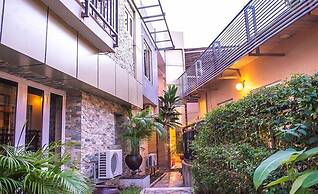 Exclusive Sweet Green Rendezvous Hotel