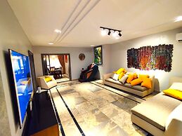 Exclusive Sweet Green Rendezvous Hotel