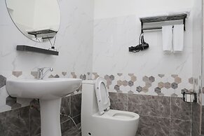 UNO Hotel Jalal-Abad