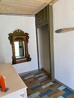 Latibule Adahan Guest House