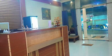 SAHABAT Hotel Tangerang By Reccoma