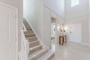 Stunning 8BR Pool Gameroom Minutes to Disney