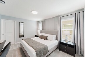 Stunning 8BR Pool Gameroom Minutes to Disney