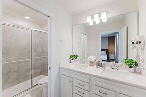 Stunning 8BR Pool Gameroom Minutes to Disney