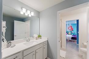 Stunning 8BR Pool Gameroom Minutes to Disney