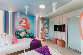 Stunning 8BR Pool Gameroom Minutes to Disney