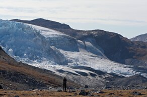 Eqi Glacier Lodge - World of Greenland