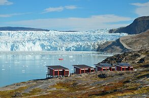 Eqi Glacier Lodge - World of Greenland