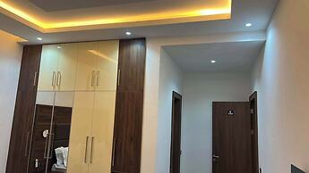 CITY DEN APARTMENT