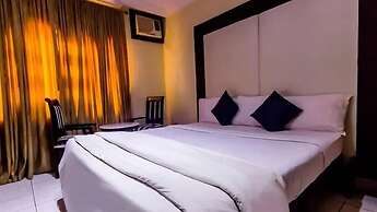 1st Forty Hotel