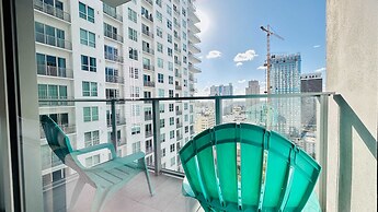 A Gallery in the Sky Rare Corner Unit Pool Gym