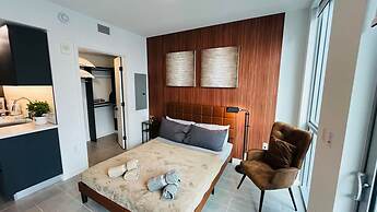 Where the Skyline Sleeps Rooftop Pool Gym