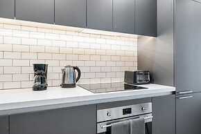 City Calm Gym Pool City Easy Access