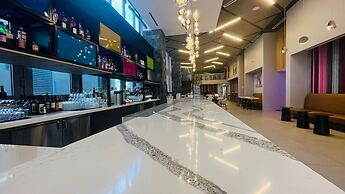 City Calm Gym Pool City Easy Access