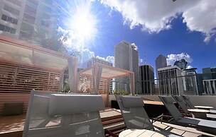 City Calm Gym Pool City Easy Access