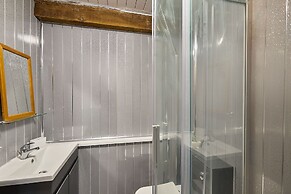 Host Stay Granary Barn