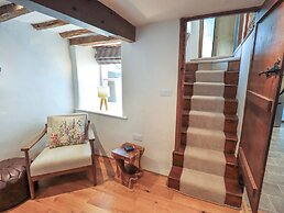 8 1/2 Church Street