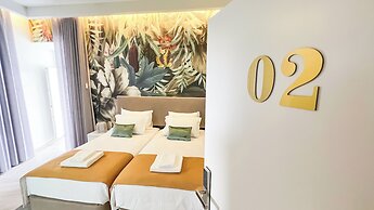 Guest House Jacarandá Faro