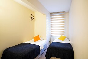 Big Cute Flat with Patio in Beyoglu