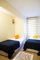 Big Cute Flat with Patio in Beyoglu