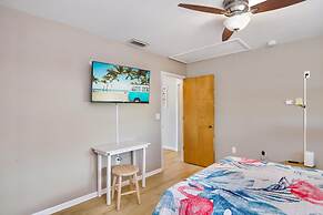 Vallie's Villa & Monty's Place