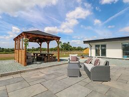Meadow Manor And Spa