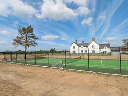 Meadow Manor And Spa
