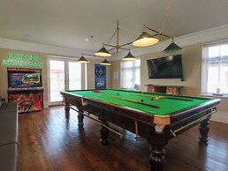 Meadow Manor And Spa