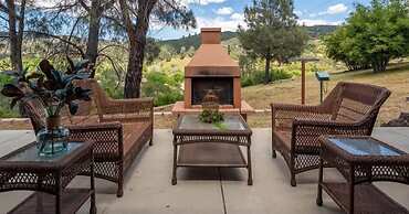 Bright Family Getaway Mountain Views Outdoor Living