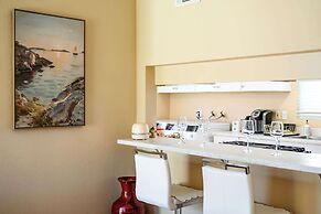 Cozy Getaway Bright, Clean & Fully Equipped