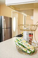 Cozy Getaway Bright, Clean & Fully Equipped
