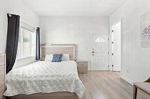 Relaxing Private Getaway With Bright Interiors