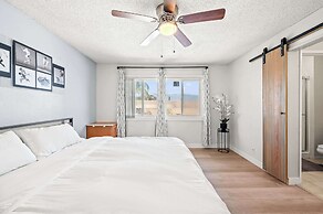 Spacious Family Retreat w Garden & Modern Comfort!