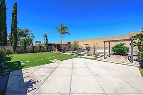 Spacious Family Retreat w Garden & Modern Comfort!