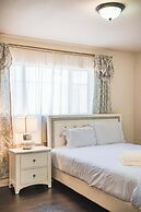 Spacious Retreat w Large Kitchen & Outdoor Patio