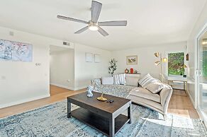 Spacious Retreat With Scenic Mountain Views