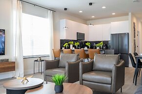 Family Friendly w Pool Near Disney at Serenity 1420