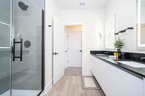 Family Friendly w Pool Near Disney at Serenity 1420