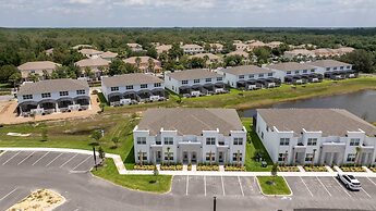 Family Friendly w Pool Near Disney at Serenity 1420