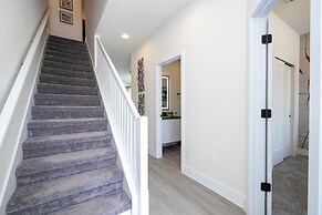 Family Friendly w Pool Near Disney at Serenity 1420