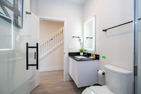 Family Friendly w Pool Near Disney at Serenity 1420