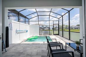 Family Friendly w Pool Near Disney at Serenity 1420